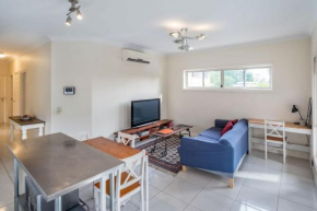 Contemporary 2BR Escape Upper Level Sanctuary